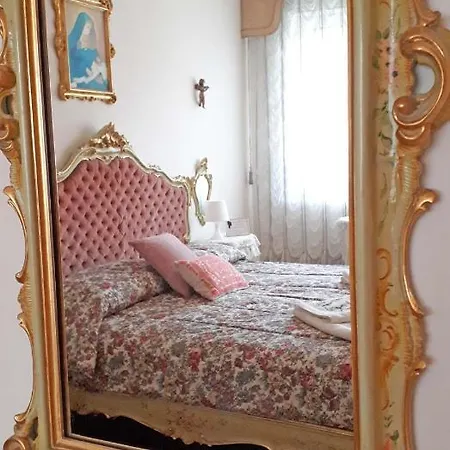 Casa Vittoria Homestay Mestre
